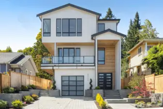 Spectacular New Construction Home