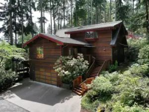 View upon your arrival. Quality craftsmanship throughout this home.