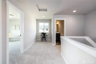Hall/landing upstairs