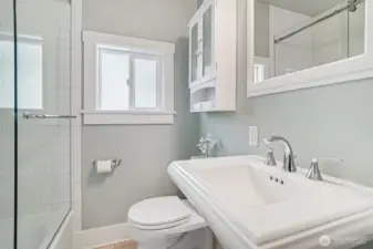 New pedestal sink in 2020. Subway tile bath surround.