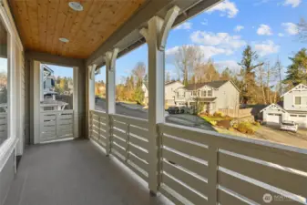 Covered deck off of great room