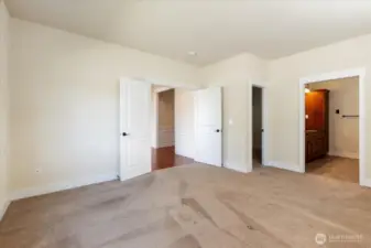Spacious Ensuite Primary Bedroom with Walk-In Closet
