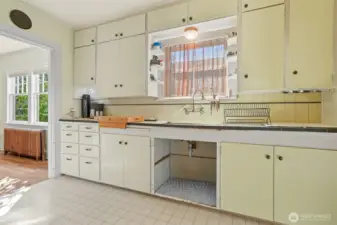Kitchen of 130