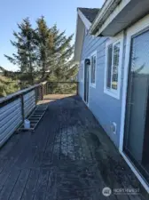 Deck needs pressure washing/repairs
