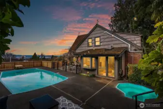 Welcome to 6708 39th Ave SW