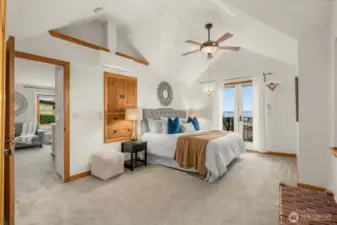 Vaulted ceilings in the primary suite