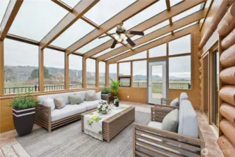 Virtually Staged Sun Room