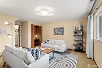 5th bedroom with built-in desk - this room could be used in multiple ways - a game room or office, rec room, etc