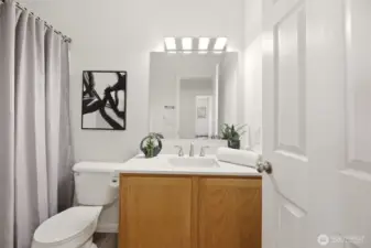 Full guest bathroom