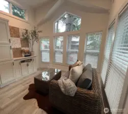 BEAUTIFUL WINDOWS BRINGING IN LIGHT WITH VAULTED CEILINGS