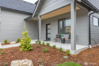 Photos shown are of a similar floor plan previously built in a different neighborhood (The Ridge in Blaine). Finishes and features may vary. Some items pictured reflect buyer-selected upgrades which are not included in the base price and may be added at an additional cost.