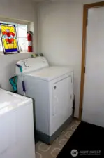 Laundry room with lots of space