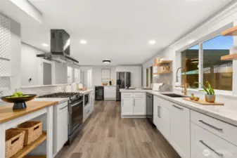 Modern Kitchen with quartz countertops