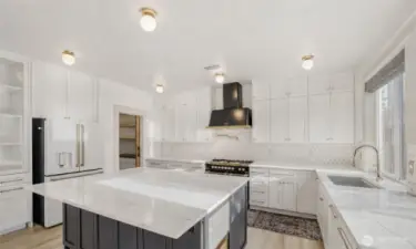 Photos represent neutral colors that can be changed to at buyers request / depending on the offer