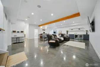 Lower Level Great Rm