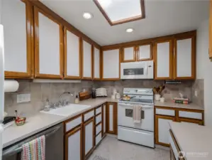 Very efficient workspace in the kitchen makes whipping up dinner a breeze.