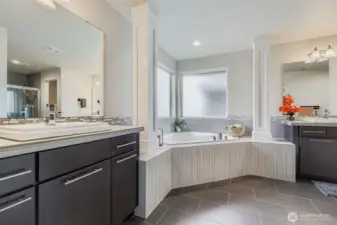 Primary bath