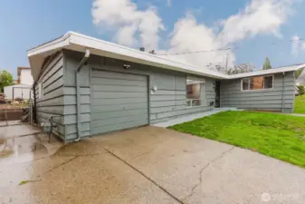 automatic garage door opener