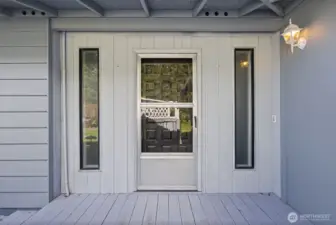 Front porch/door