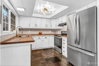 New Flooring and Butcherblock countertops