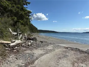 This is part of the boat ramp, which is located at the south part of the upper Saratoga Beach Community groomed areas.