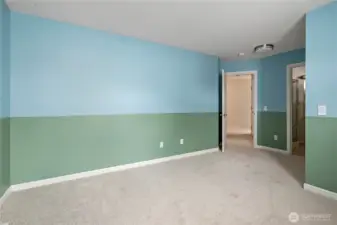 Upper Large Bedroom with Private Bath