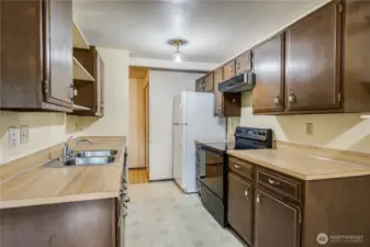 All appliances stay with the home. Bring your ideas and designs to modernize the kitchen as you wish!
