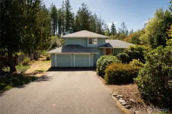 Mature landscaping provides year-round privacy and color!