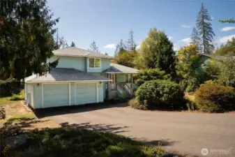 You will love watching the landscaping change with the seasons!
