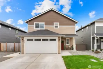 Like NEW, 2 year old home with all of the luxury details!