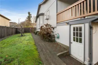 Pretty back yard with large hydrangeas