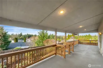 Spacious deck over looking the valley