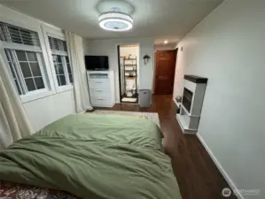 Upstairs Primary Suite