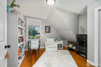 2nd Upstairs Room