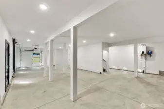 1,337 sq. ft. finished garage below w/stairs leading up!