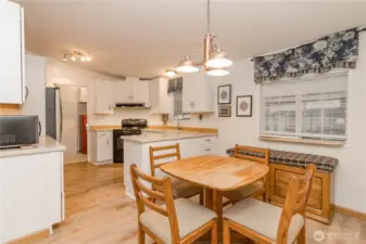 Open dining room into kitchen