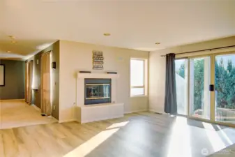 Recroom has gas fireplace.