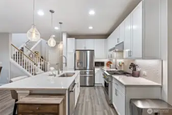 Newer Monogram 36" Gas Range