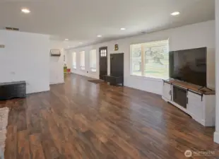 Family room - front entrance