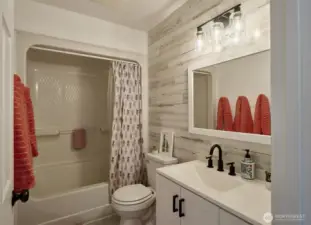 Hall bathroom upstairs