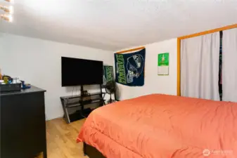 Downstairs Bed 1