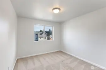 5th Bedroom on the Third Floor