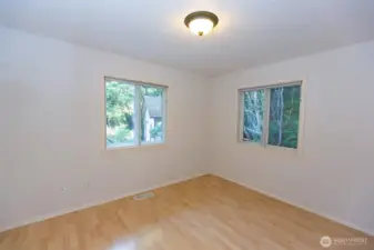 Second spacious bedroom.