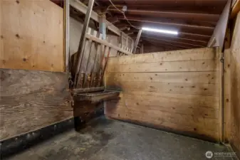 Horse stall