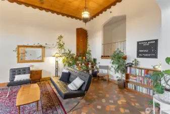 Olympus Manor Co-op has great gathering spaces.