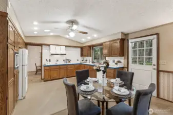 Space for an eating nook