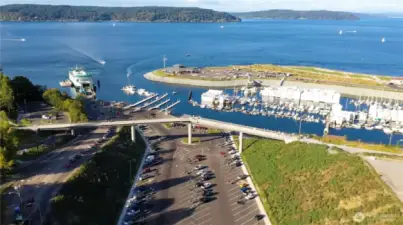 Walk to Vashon Ferry.