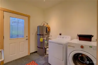 Mudroom/Laundry