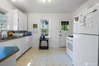 Ample storage in the kitchen
