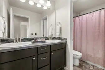 Full Bathroom Upstairs